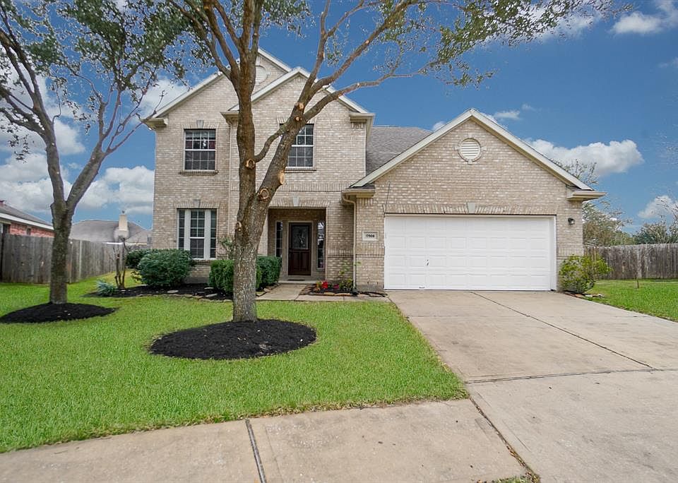 Welcome to 17906 Timber Crossing Lane!