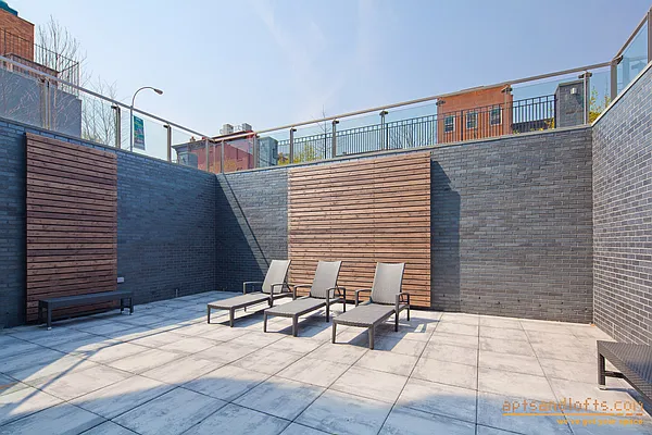 Rented by aptsandlofts.com | media 31