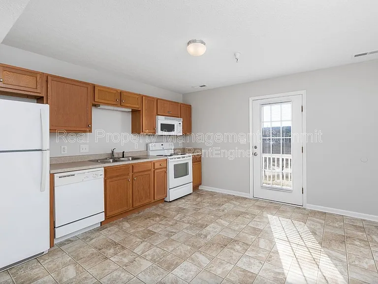 1009 Seth Drive — Photo 54