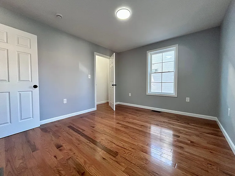 27 Amity St #1 — Photo 25
