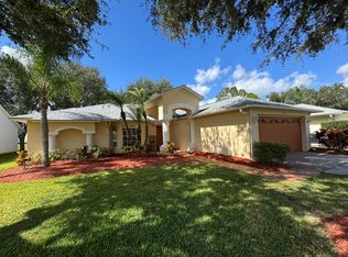 1301 Ashbourne Cir, New Port Richey, FL 34655