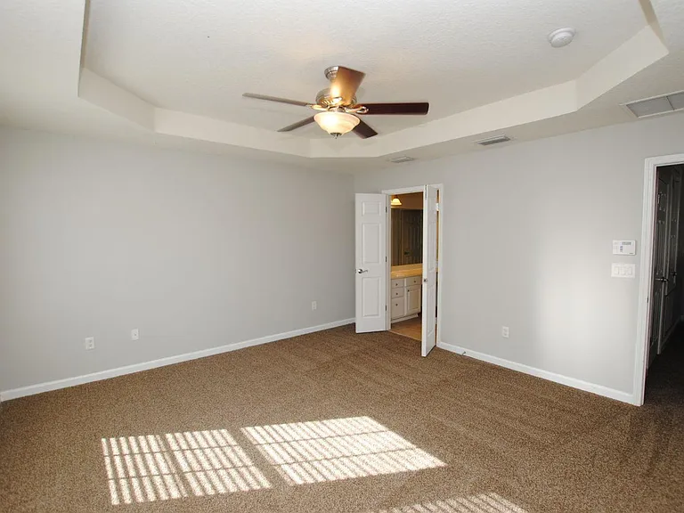 4038 Lionheart Dr — Photo 12