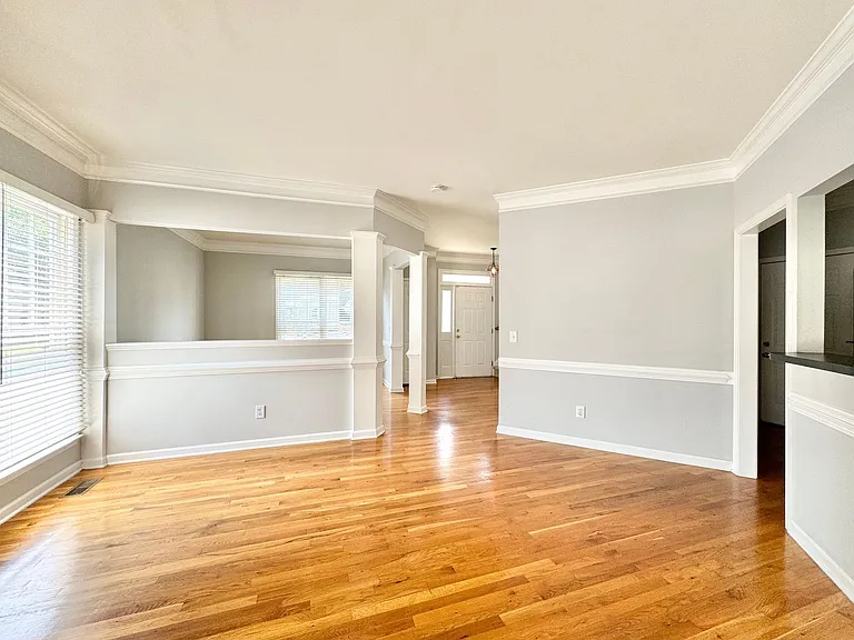 5208 Autumn Woods Dr — Photo 11