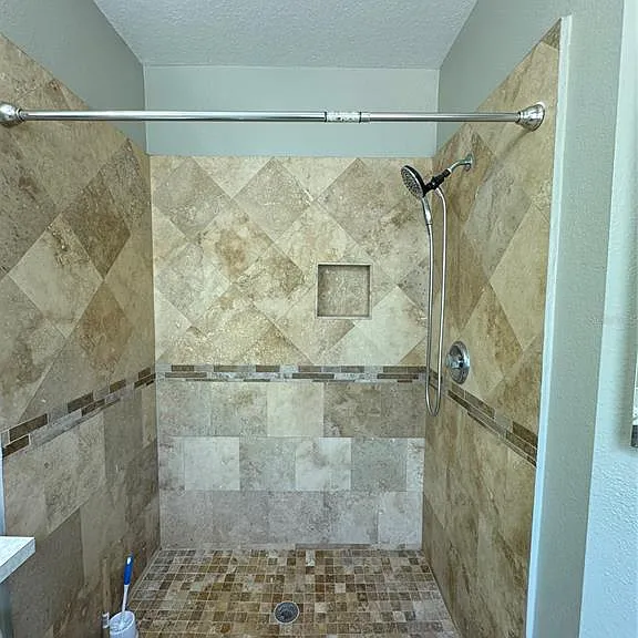18006 Birdwater Dr — Photo 32