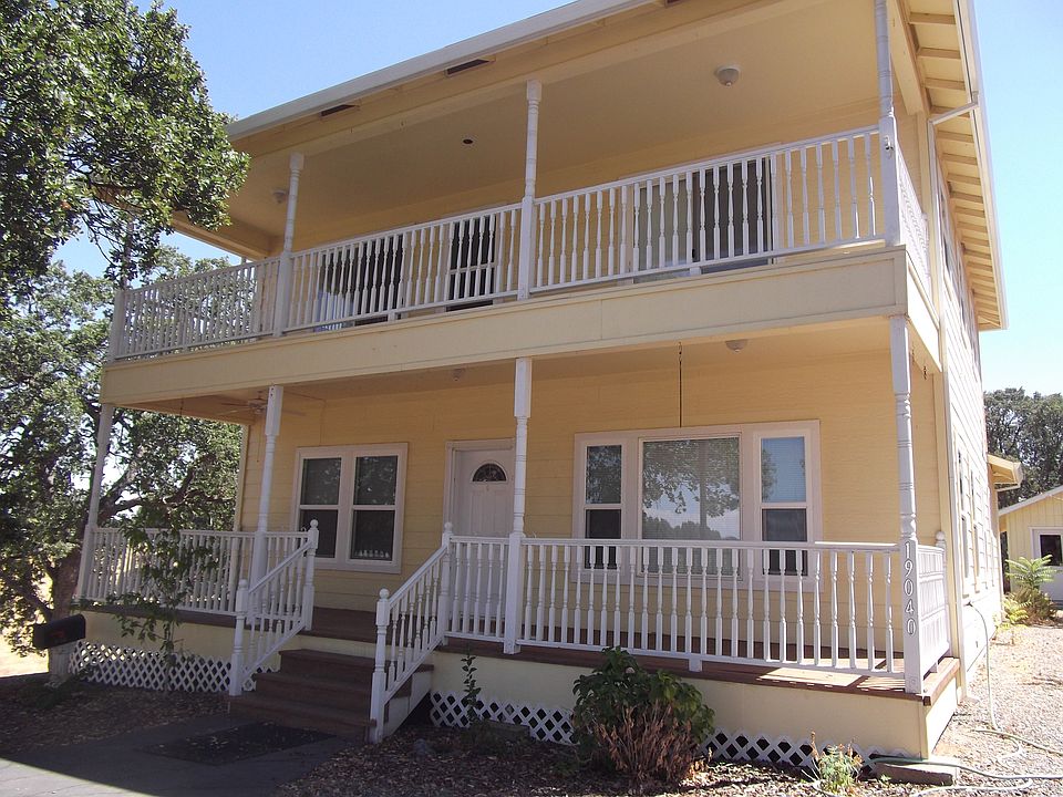 front view of house_08012014