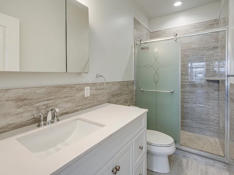 110 New York Ave #2C — Photo 9