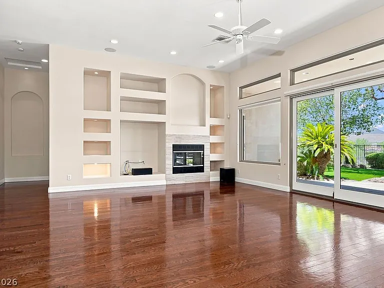 6 Old Marsh Ct — Photo 14