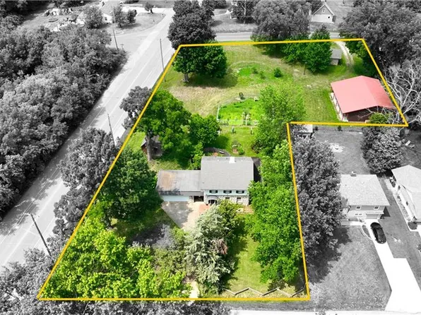 9502 Linwood Blvd, Independence, MO 64052