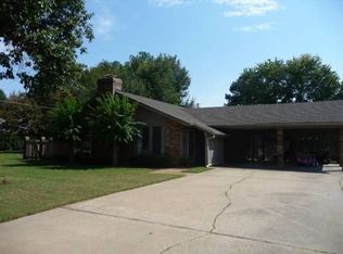 552 Hillcrest Cir, Cleveland, MS 38732