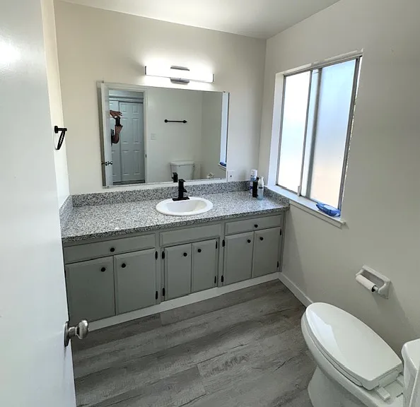 948 W Pat Ct — Photo 6
