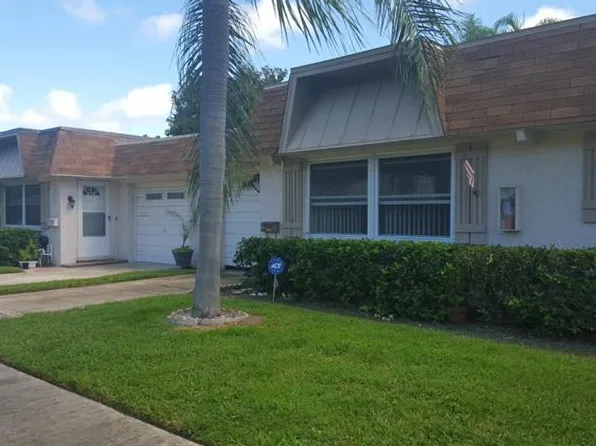1006 Cara Dr, Largo, FL 33771