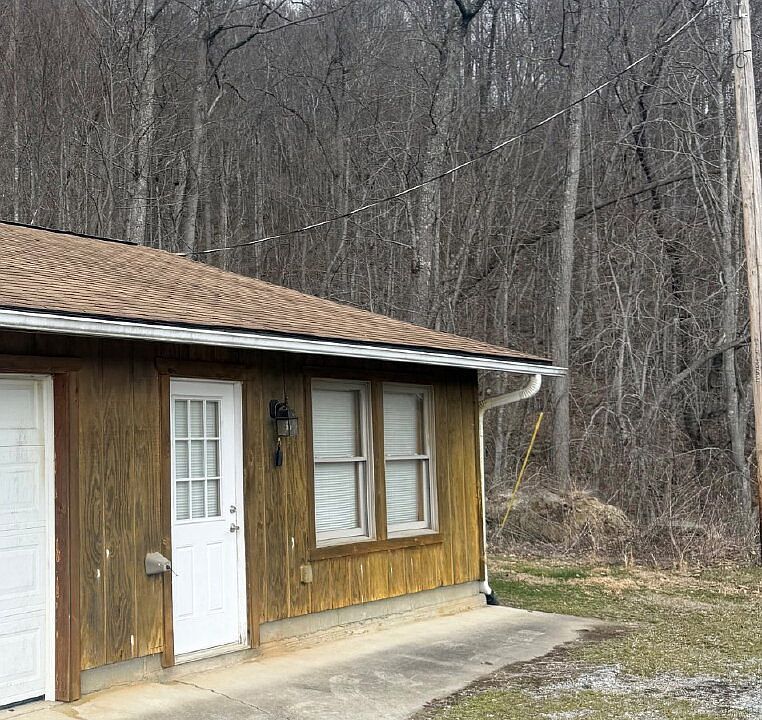 1st image of 75 Log Cabin Ln