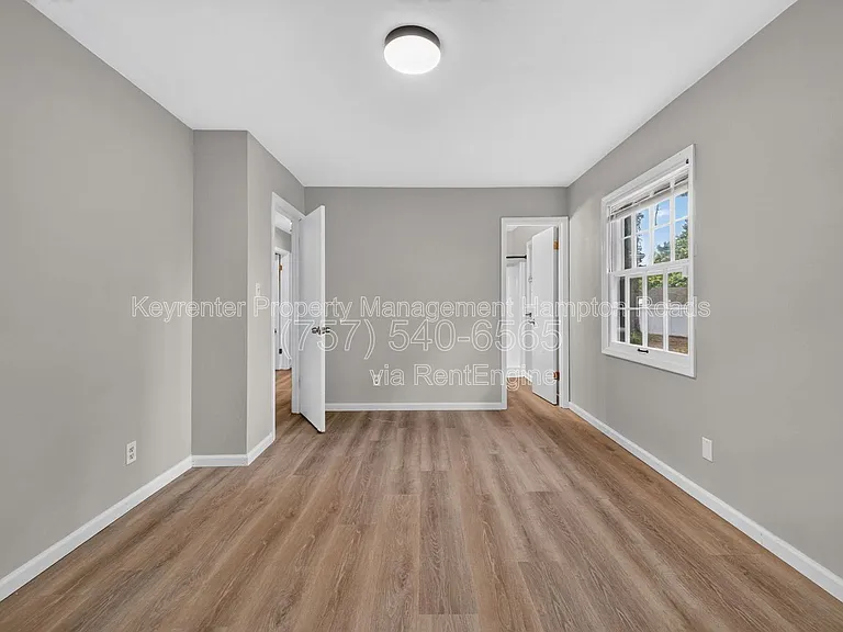 4503 Leeward Dr — Photo 15