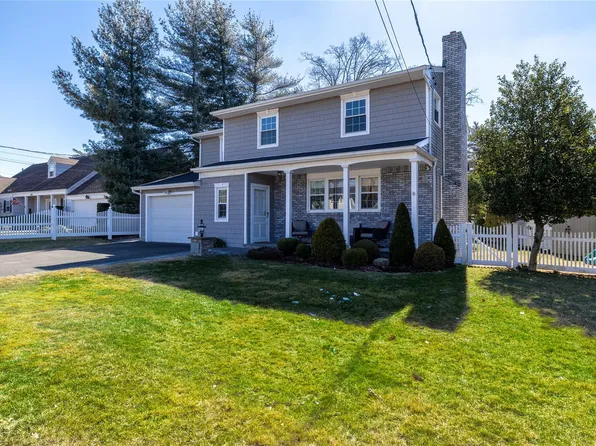 20 Shellbank Place, Rockville Centre, NY 11570