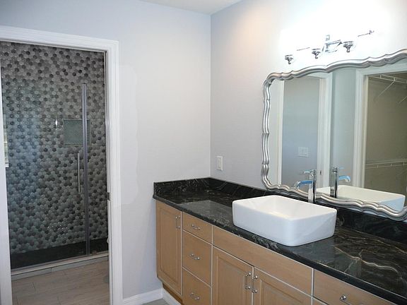 entrance to master bath