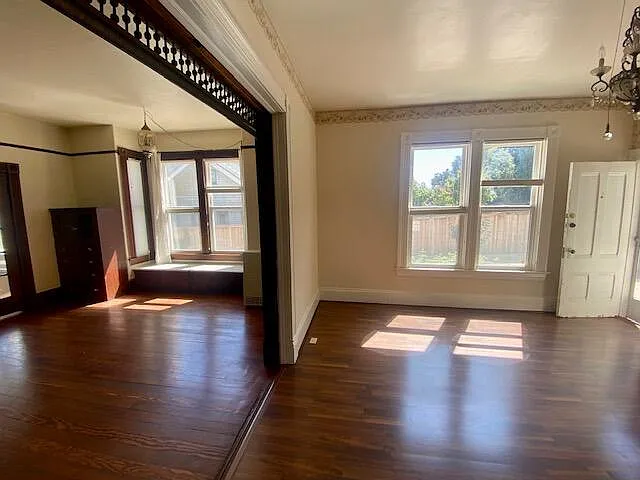 316 W Micheltorena St #A — Photo 6