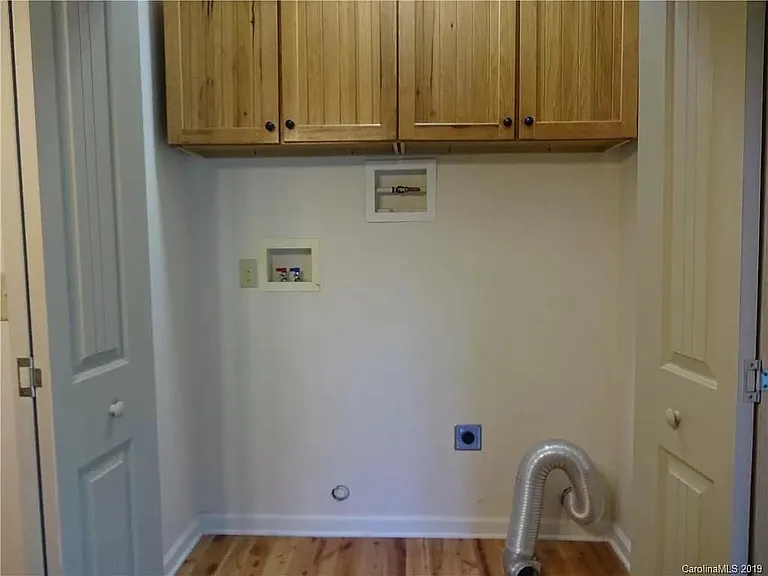 34 Selwyn Rd #C — Photo 12