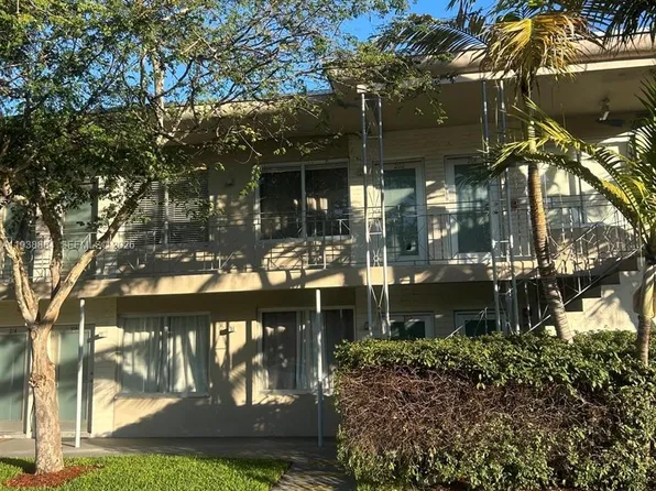 801 15th St APT 202, Miami Beach, FL 33139