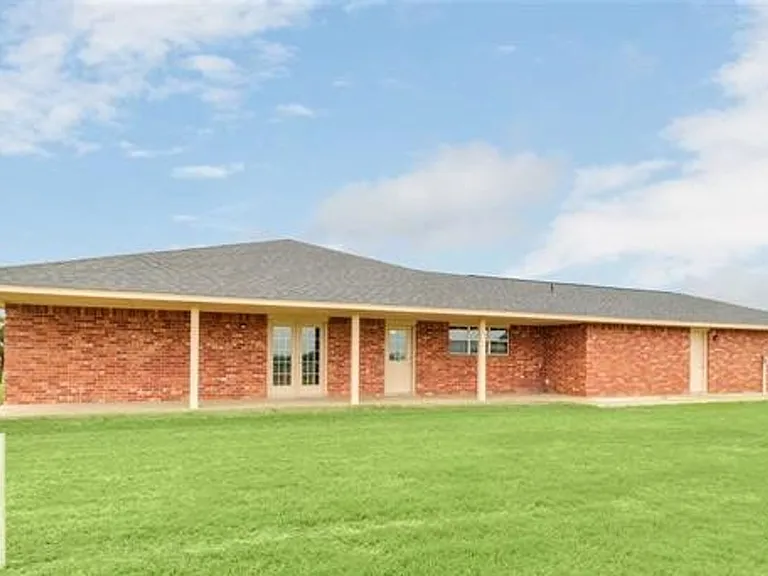 640 SW Dani Ann Ln — Photo 22