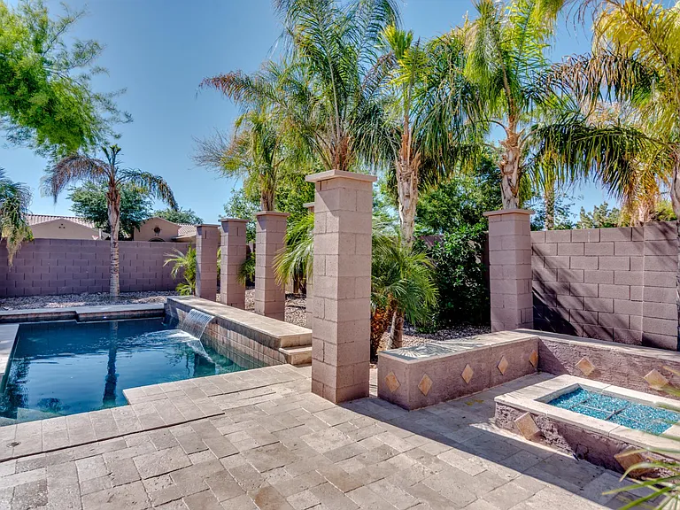 1230 E Canary Dr — Photo 47