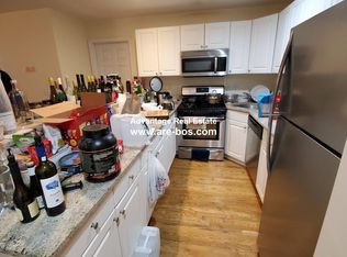 333 Saint Paul St #6, Brookline, MA 02446