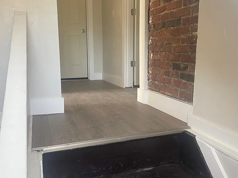 918 Elm St — Photo 20