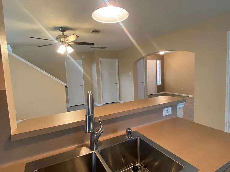 19162 Yellow Thrush Dr — Photo 37