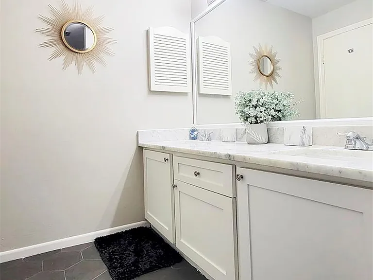 7900 N Stadium Dr #27 — Photo 14
