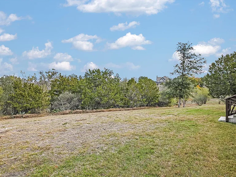 935 Wesley Ridge Dr — Photo 29