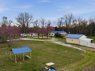 13355 Nashville Rd, Woodburn, KY 42170