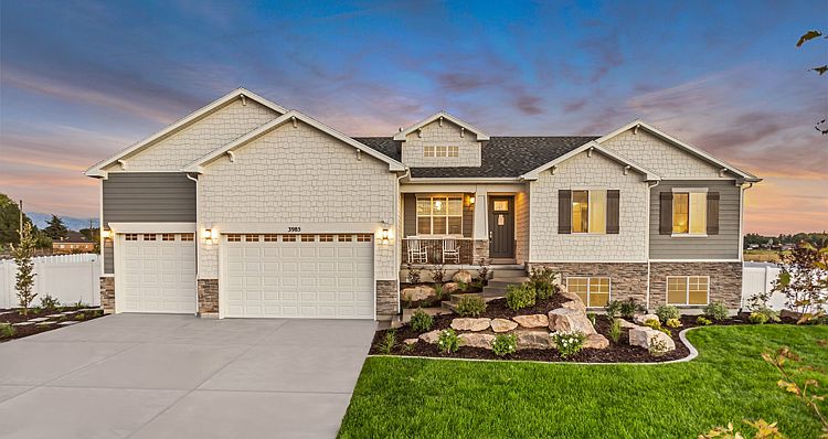 Woodside Homes - Model Home - Marquis II