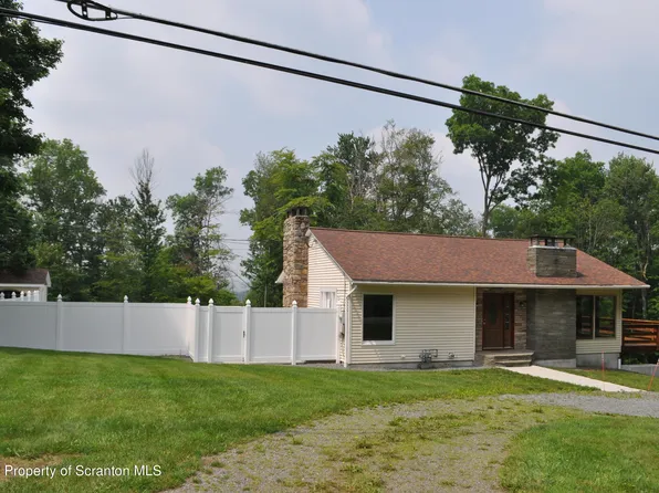 313 Golf Hill Rd, Honesdale, PA 18431
