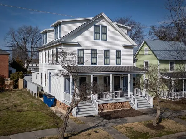 307&309 Randolph Ave, Cape Charles, VA 23310