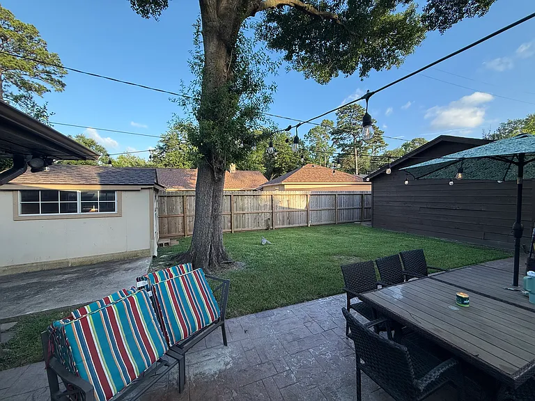 711 Enchanted Trail Dr — Photo 30