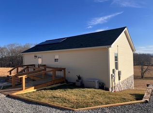 51 Old Pike Ln, Independence, VA 24348