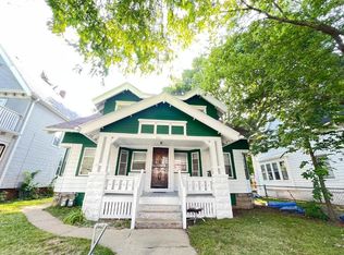 3215 N Palmer St #A, Milwaukee, WI