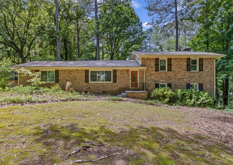 1st image of 3362 Northbrook Dr