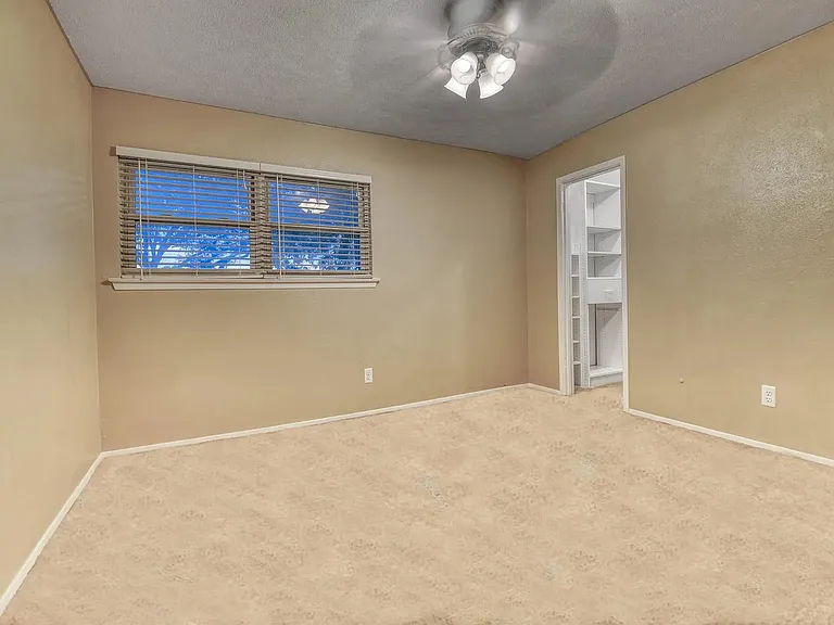 1619 Marquette Dr — Photo 17