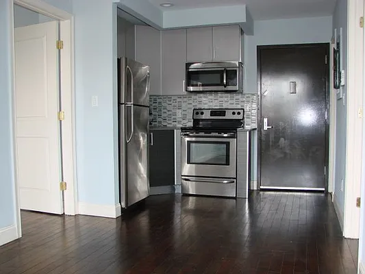 Rented by ABCO Commercial Properties, LLC | media 13