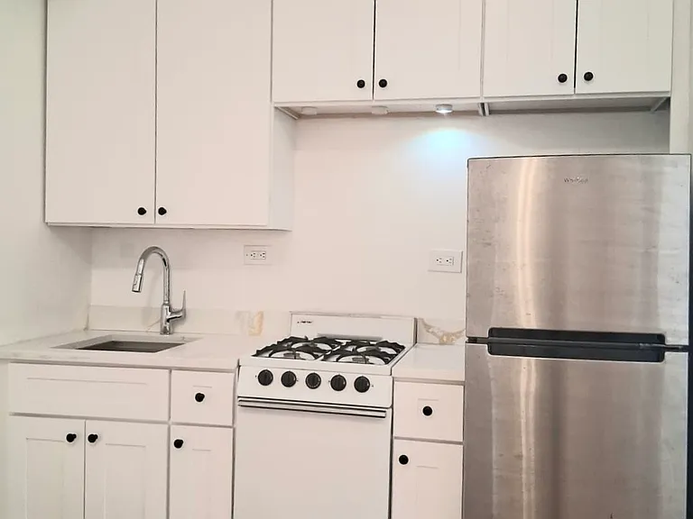 2109 Broadway #643 — Photo 3