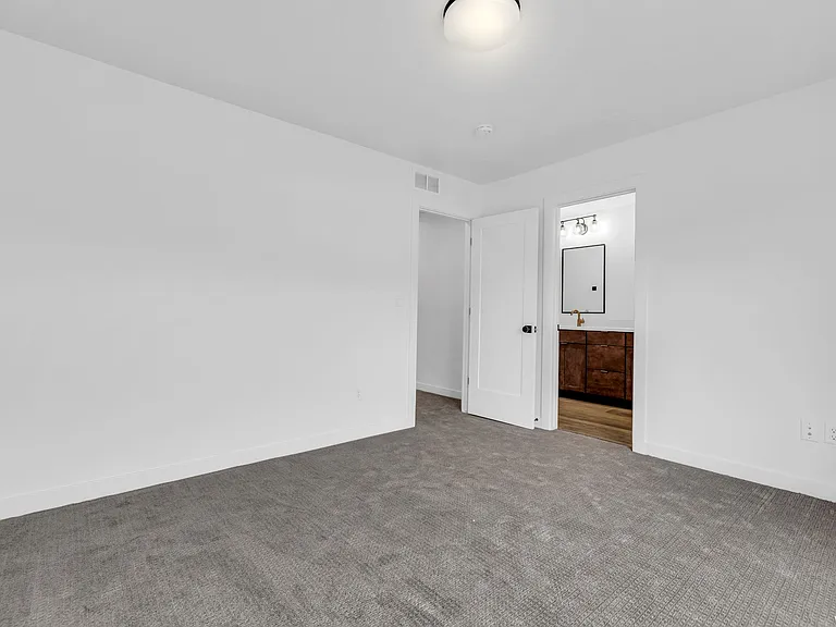 5941 N Cardiff Pass Dr — Photo 8