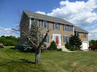 16 Kalloch Dr, Rutland, MA 01543