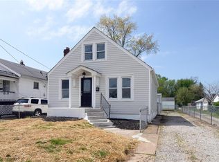9717 Gentry Ave, Saint Louis, MO