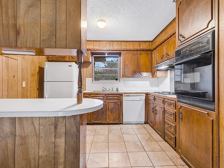 165 Greenforest Trl — Photo 6