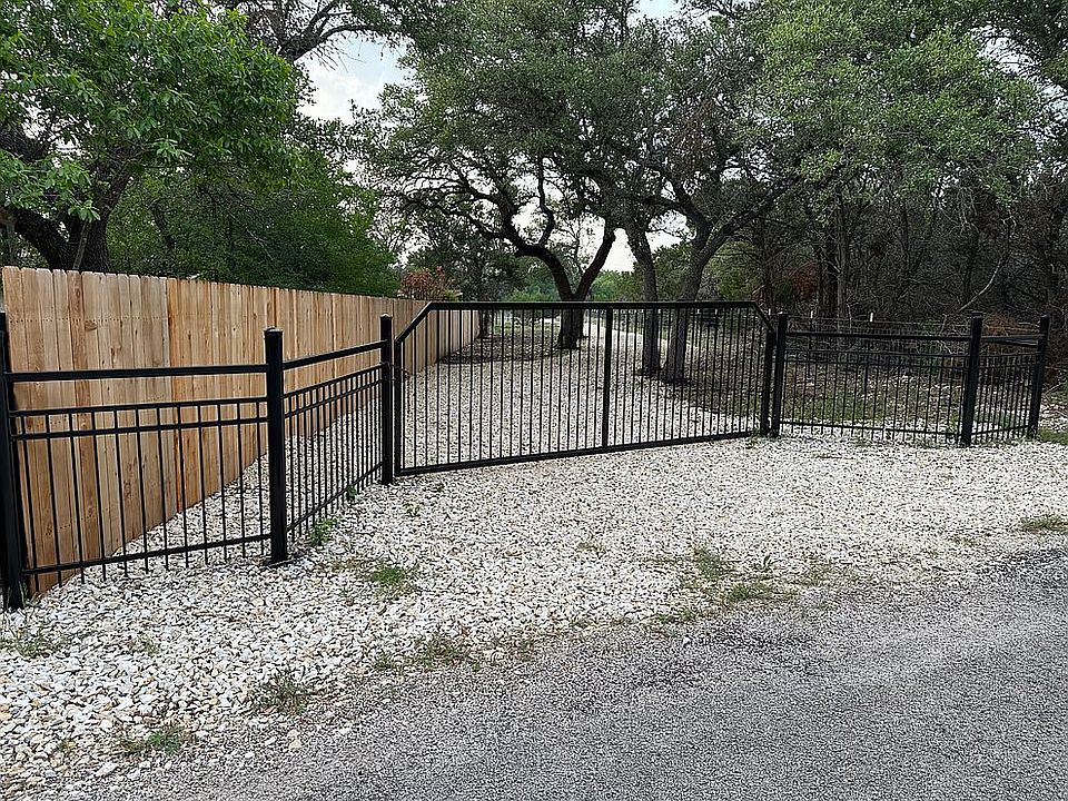 1st image of 1040 County Road 323a