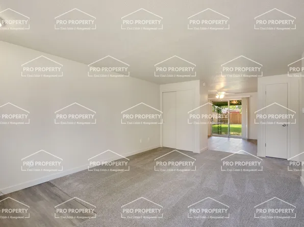 424 W 43rd St, Loveland, CO 80538