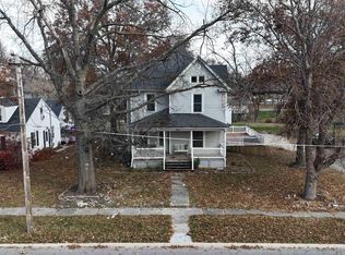 412 N Madison St, Bloomfield, IA 52537