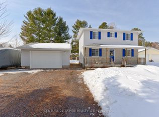 13 Runge Dr, Petawawa, ON K8A8P3
