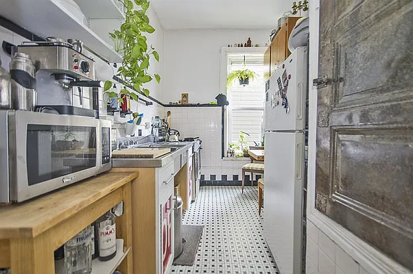 Rented by Level Group | media 22