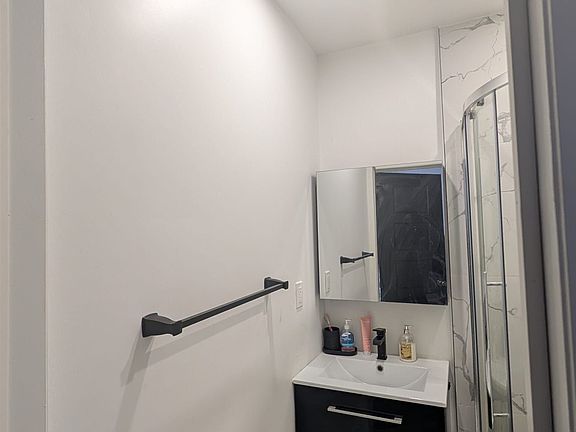 3rd image of 11 Kecala Rd S